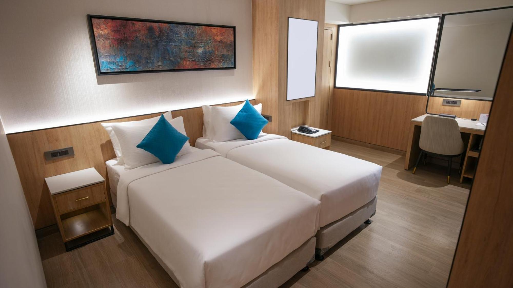Transit By Encalm - Nap And Shower Shamshabad Exteriér fotografie